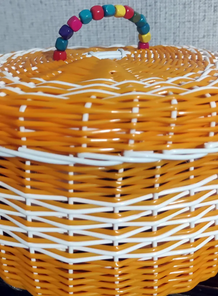 سبد حصیر بافی ارغوان سازان مدل مینو کد 01