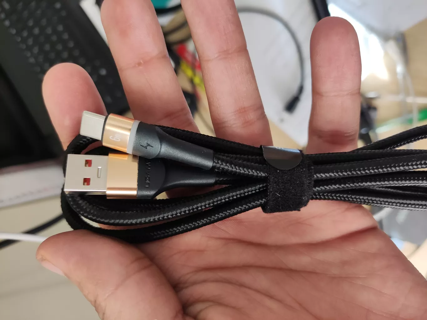 کابل تبدیل USB به USB-C یوسمز مدل Sj536 طول 1.2 متر