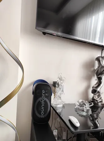 اسپیکر بلوتوثی قابل حمل انکر مدل Sound core Rave Neo 2 A33A1