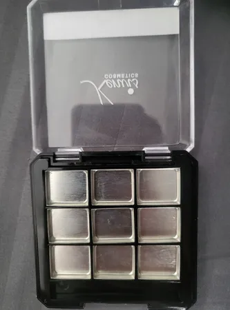 پالت سایه چشم کنویس مدل KN04