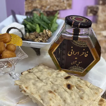 عسل طبیعی فاخر ایرانی - 1 کیلوگرم