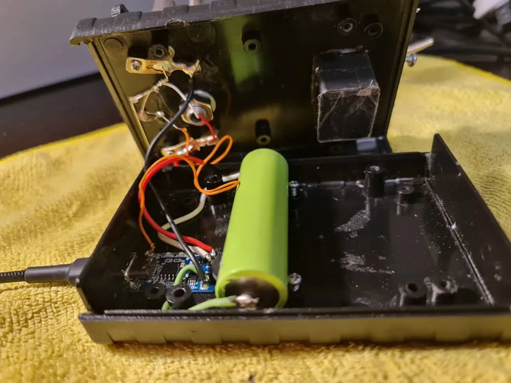 پایه هویه مدل TE-801 به همراه گیره مونتاژ