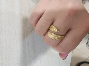 تجریه خرید انگشتر طلا 18 عیار زنانه تاج مدل A333