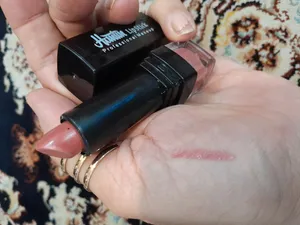 تجریه خرید رژ لب جامد هانتین مدل Matte شماره 024