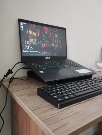 پایه نگهدارنده لپ تاپ مدل  tuneex