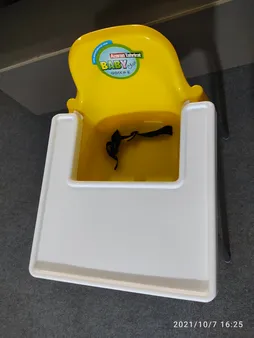 صندلی غذاخوری کودک آذران تحریرات مدل 412