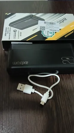 پاوربانک 20 وات اکستروم مدل APB20K20W ظرفیت 20000 میلی آمپر ساعت