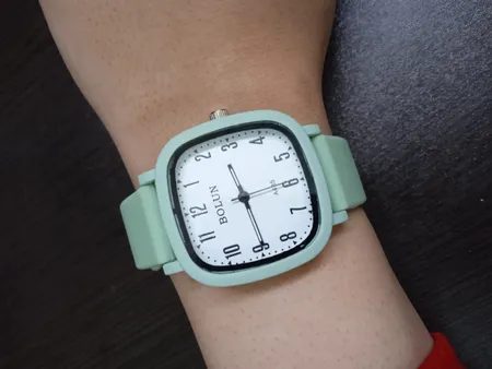 ساعت مچی عقربه ای دخترانه بولون مدل 01