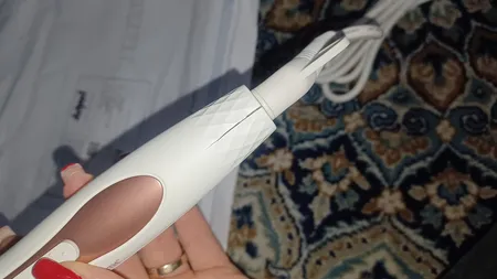 اتو مو کنورث مدل kw313 به همراه فر کننده مو