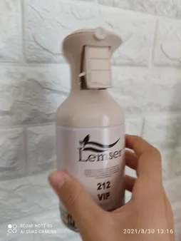 اسپری خوشبو کننده هوا لمسر ویک مدل 212VIP حجم 250 میلی لیتر