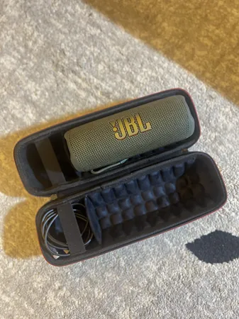 کیف حمل اسپیکر مدل Angry Bull مناسب برای اسپیکر JBL FLIP 5 و 6