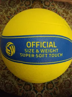 توپ والیبال بتا مدل PVBR5-MKS سایز 5 سایز 5