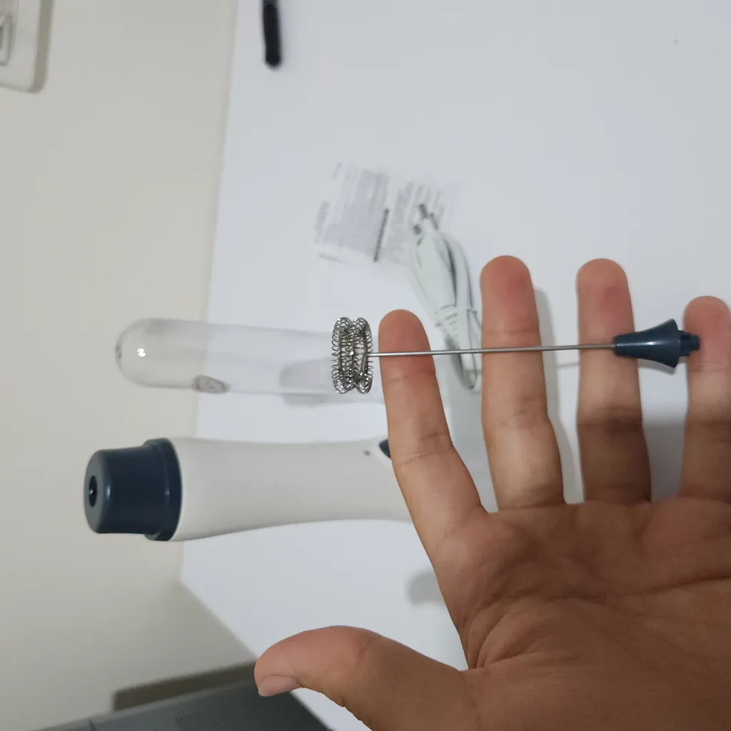 همزن مدل کفساز برقی شارژی فومر