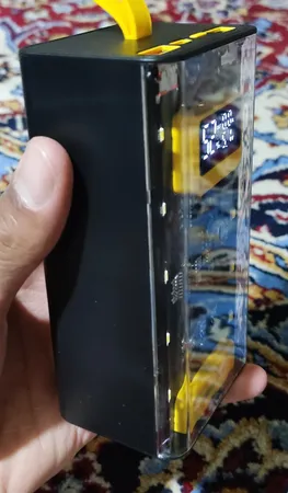 پاور بانک گرین لاین مدل Transparent ظرفیت ۳۰۰۰۰میلی آمپر ساعت