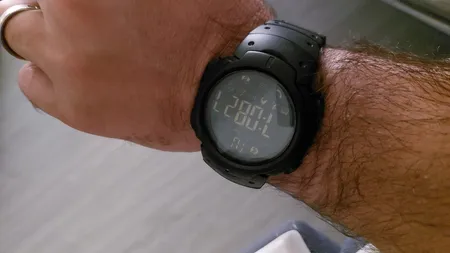 ساعت هوشمند اسکمی مدل 1301