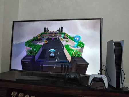 کنسول بازی سونی مدل PlayStation 5 ظرفیت 825 گیگابایت ریجن 1216A اروپا به همراه دسته