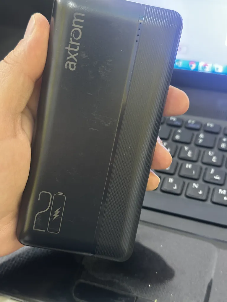 پاوربانک 20 وات اکستروم مدل APB20K20W ظرفیت 20000 میلی آمپر ساعت