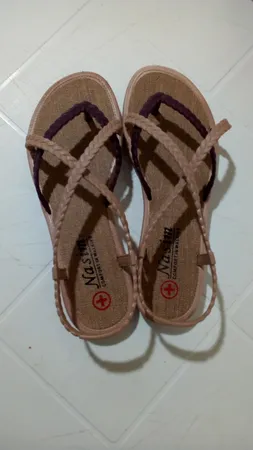 صندل رکابدار زنانه نسیم مدل هلن کد 2085