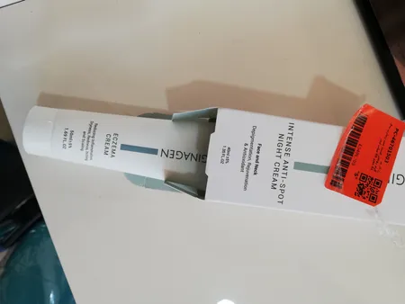 کرم روشن کننده شب ژیناژن مدل 01 حجم 40 میلی لیتر