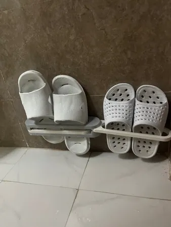 نگهدارنده دمپایی مدل A733 مجموعه سه عددی