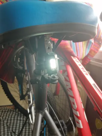 چراغ دوچرخه مدل RGB