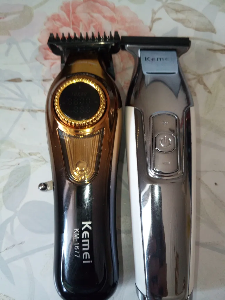 ماشین اصلاح موی سر و صورت کیمی مدل km-1677