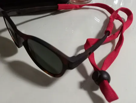 بند عینک مدل S-H-E