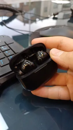 هدفون بلوتوثی کیو سی وای مدل T19