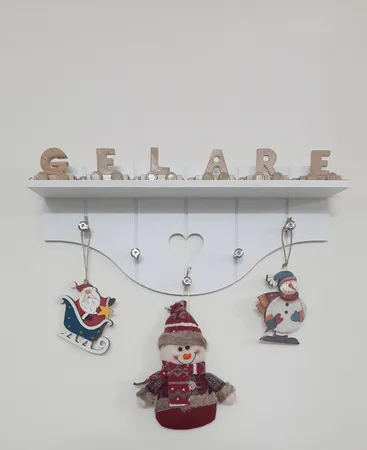 طبقه دیواری طرح قلبی