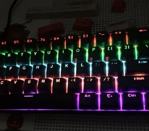 تجریه خرید کیبورد گیمینگ اونیکوما مدل G55 RGB، مکانیکال سوییچ قهوه‌ای، Tenkeyless، نورپردازی RGB