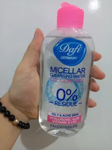 تجریه خرید آب پاک‌کننده صورت دافی مدل Oil control حجم 200 میلی‌لیتر