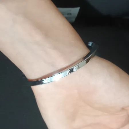 دستبند مردانه مدل بنگل پیچی