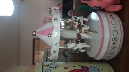 اسب موزیکال شیانچی طرح چرخ و فلک