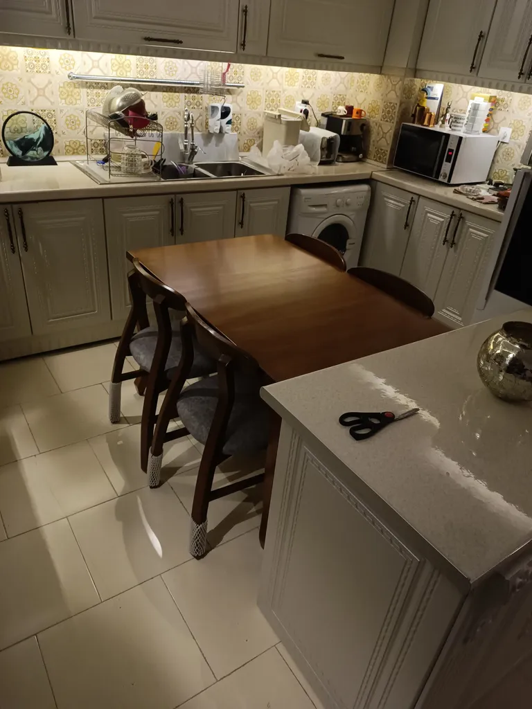 میز و صندلی ناهارخوری 4 نفره مدل مهرگان کد 04