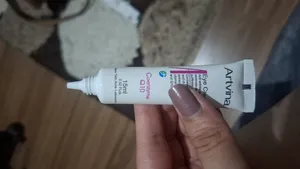 تجریه خرید کرم دور چشم آرتوینا مدل Without Fragrance حجم 15 میلی لیتر