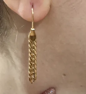 تجریه خرید گوشواره طلا 18 عیار زنانه مدل حصیری