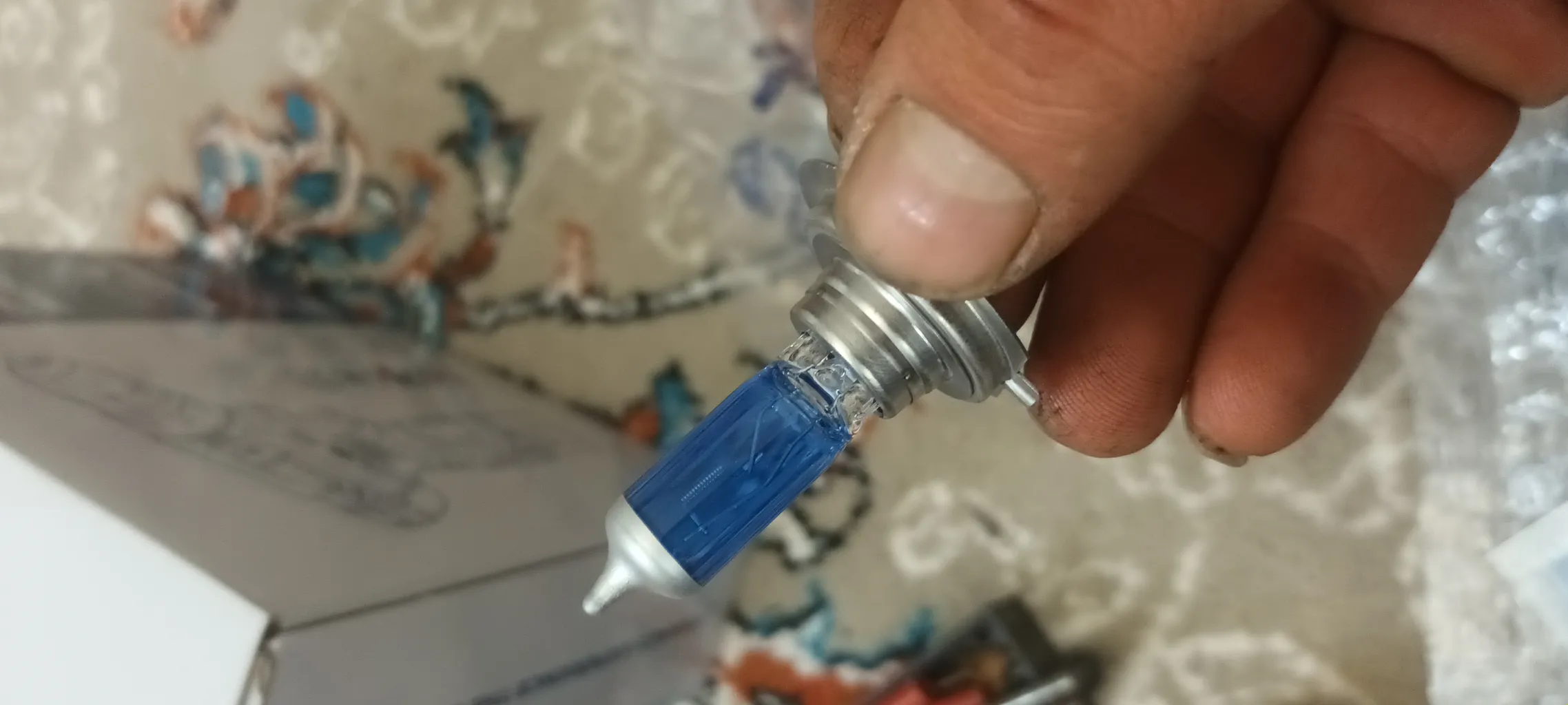 لامپ 2 خار چراغ جلو خودرو چیکال مدل H7-P-688 بسته 2 عددی