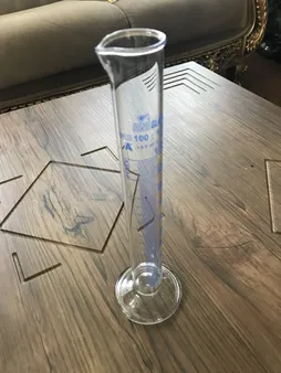 مزور آزمایشگاه مدل A6 ظرفیت 100 میلی لیتر