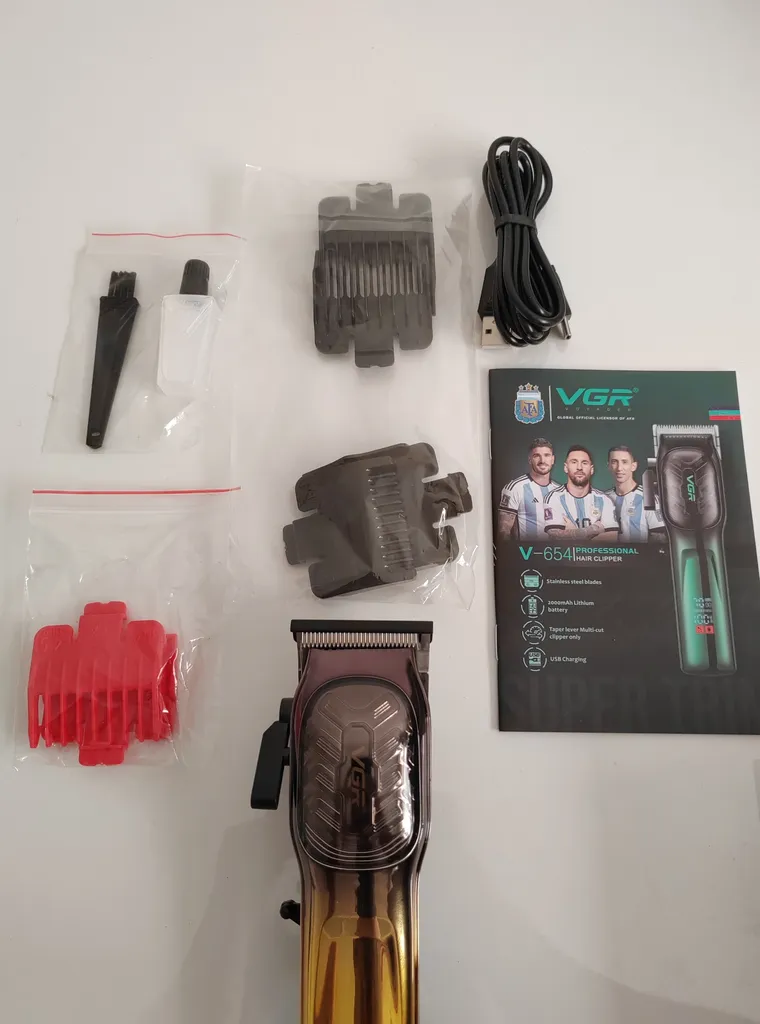 ماشین اصلاح موی سر و صورت شارژی وی جی ار مدل V-654