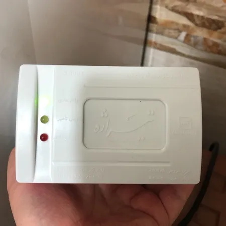 محافظ ولتاژ یخچال و فریزر تیراژه مدل S4004