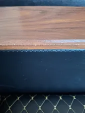 تجریه خرید مبل انتظار 4 نفره مدل چرم گلدوزی دسته وکیوم کد 103