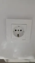 پریز برق ارت دار دلند مدل آسا