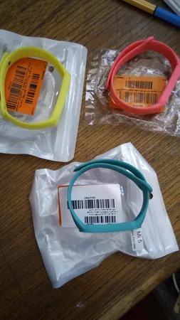 بند مدل rain-560 مناسب برای مچ بند هوشمند شیائومی Mi Band 5