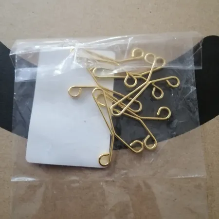 گیره روسری کد 102 بسته 6 عددی