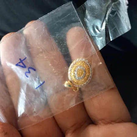 آویز گردنبند طلا 18 عیار زنانه طلای مستجابی مدل آوا تراش کد 5