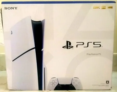 کنسول بازی سونی مدل PlayStation 5 Slim ظرفیت یک ترابایت ریجن 2000 آسیا به همراه دسته اضافی و پایه شارژر
