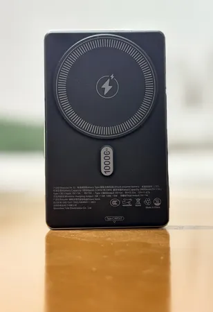 پاوربانک اوی طرح مگ سیف مدل PA-31 20W ظرفیت 10000 میلی آمپر ساعت