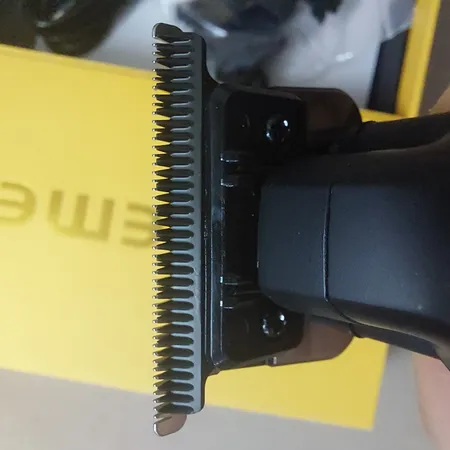 ماشین اصلاح موی صورت کیمی مدل KM-2299