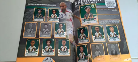 اسباب بازی زینتی کیمدی مدل  مجله برگزیده فوتبال 2025