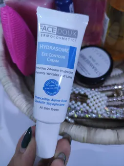 کرم دور چشم فیس دوکس مدل Hydrasome حجم ۱۵ میلی لیتر